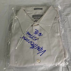 Van Heusen Men's Fitted Dress Shirt